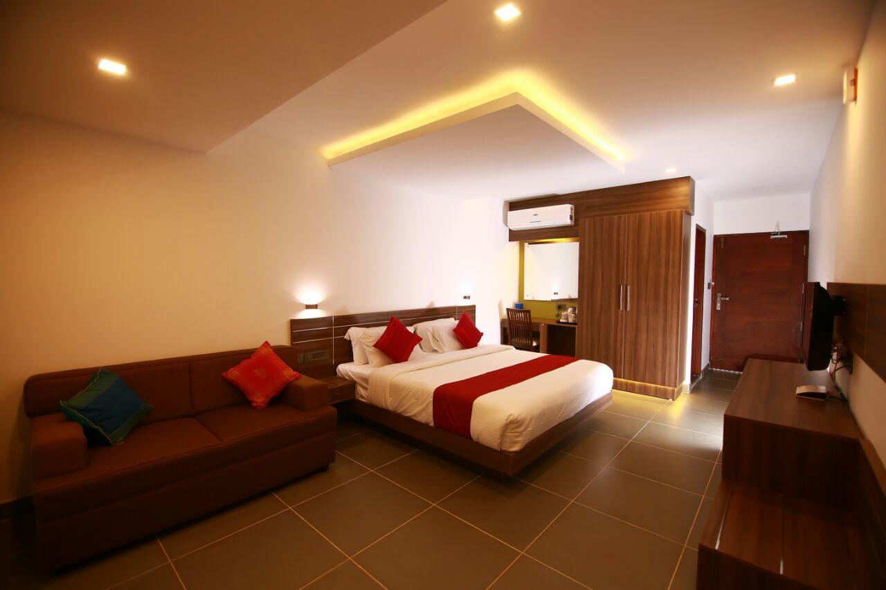 Silver Storm Resort Athirappilly Esterno foto